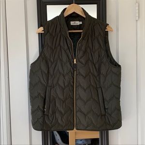 Vineyard vines Womens quilted puffer vest